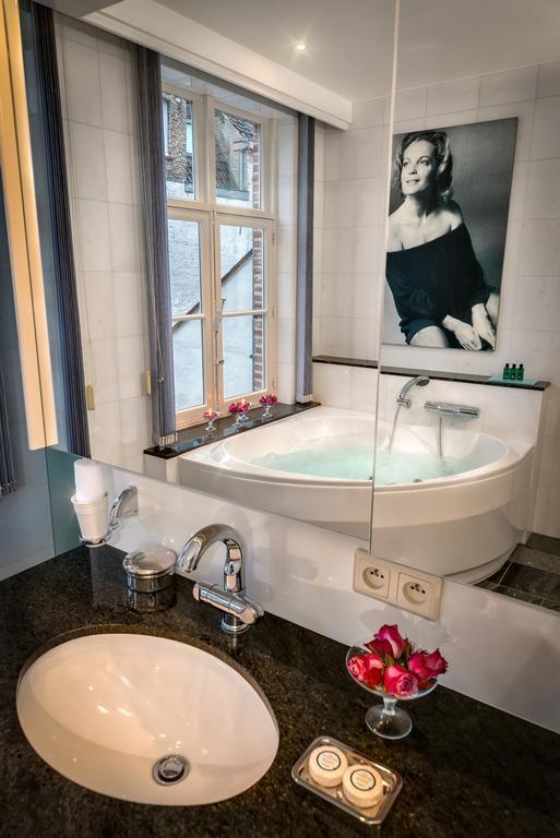 Canalside House - Luxury Guesthouse Bruges Quarto foto