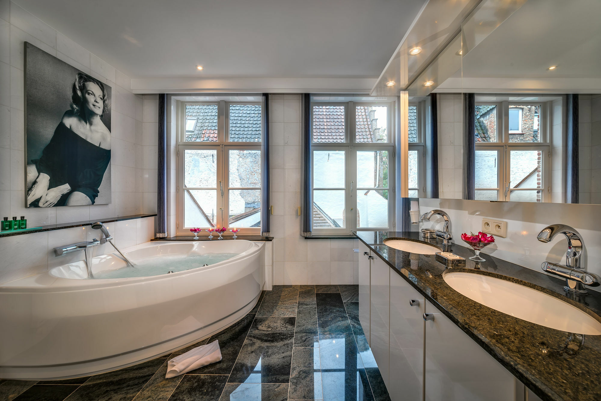 Canalside House - Luxury Guesthouse Bruges Exterior foto